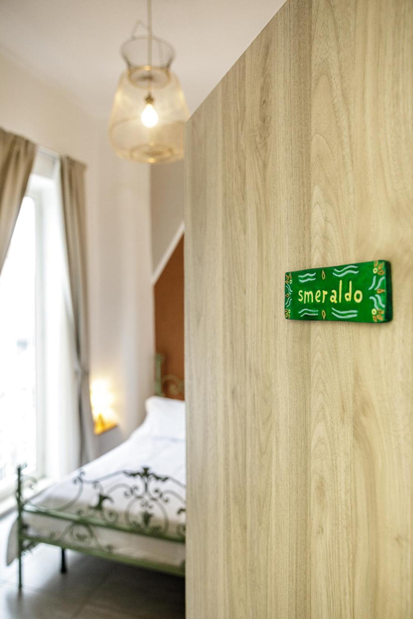 Civico13 Bed and Breakfast Napoli Eksteriør billede